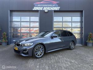 BMW 318 3-serie Touring 318i Business Edition M sport