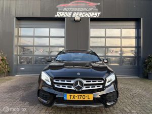 Mercedes-Benz GLA 180 Business Solution AMG, foto 2