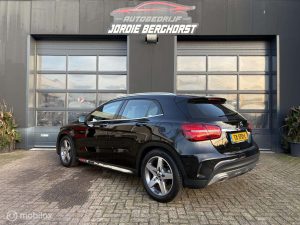 Mercedes-Benz GLA 180 Business Solution AMG, foto 6